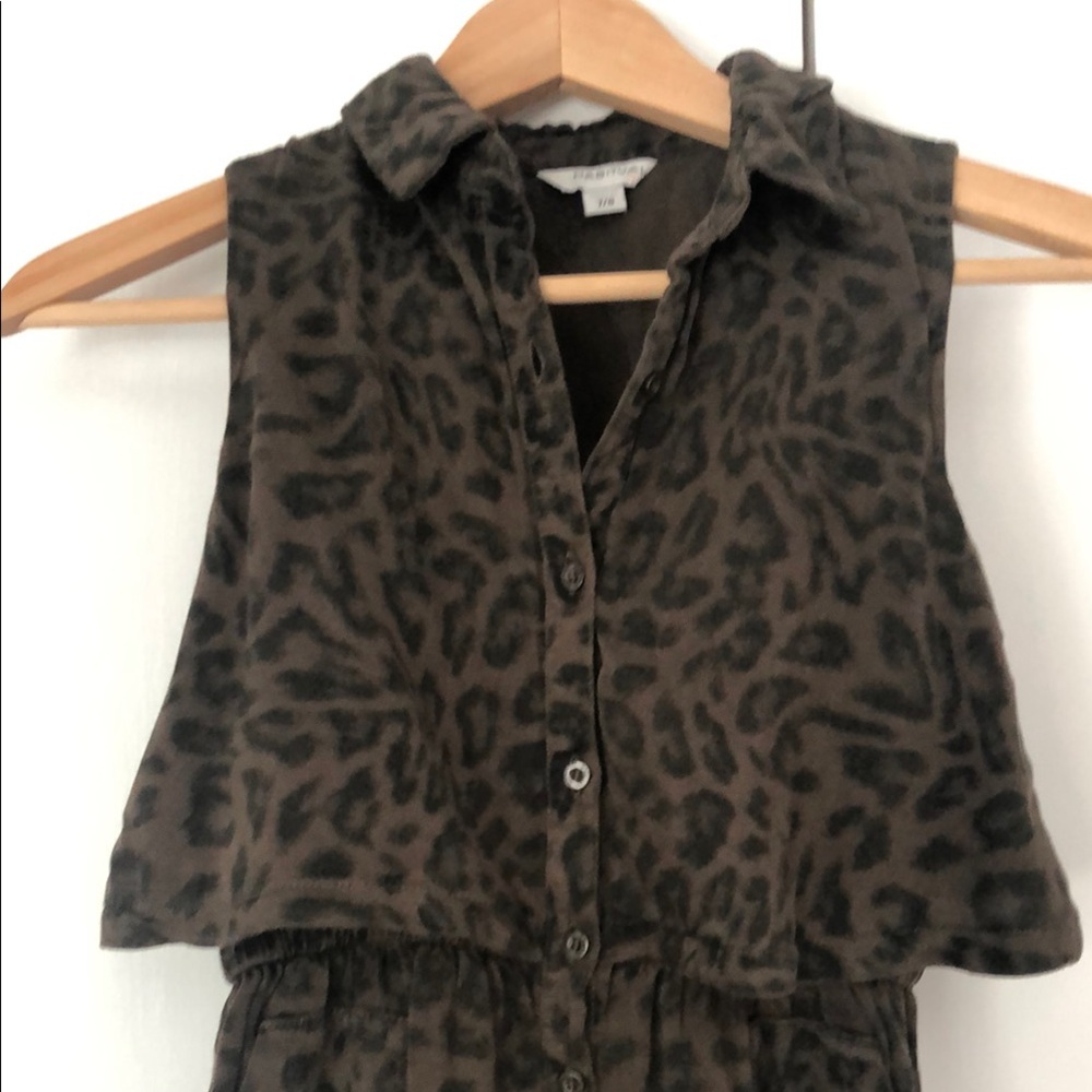 Leopard Print Sleeveless Button-Up Top